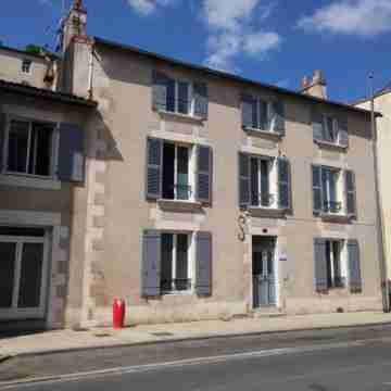 Les Trois Fontaines Hotel Exterior