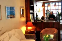 Hôtel le Richiardi Hotels in Le Pradet