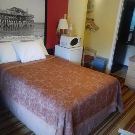 Royal Palace Inn and Suites Myrtle Beach Ocean Blvd