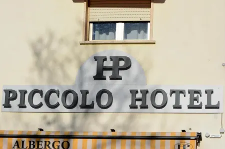 Piccolo Hotel Отели в г. Розиньяно-Мариттимо