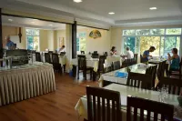 Immana Grand Inle Hotel - breakfast