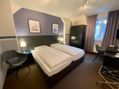 Hotel Kaiserswerth Hotel in zona Basilika Sankt Suitbertus