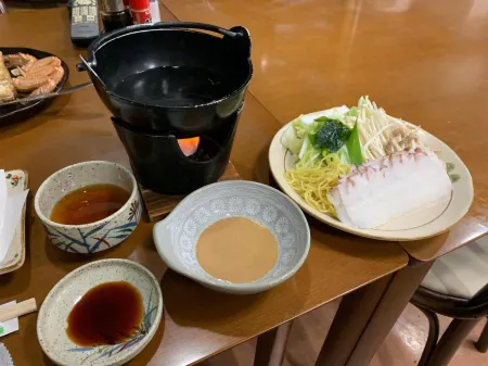 Ryokan Yamaichi Отели рядом с достопримечательностью «Хёсэцу-но мон»