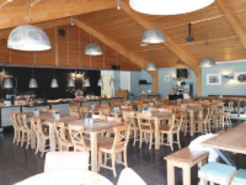 Sier Aan Zee Hotels in Hollum