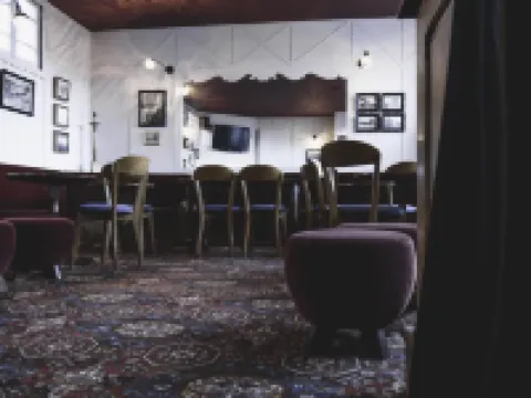 柯塔比雷斯酒店 阿貢庫坦維爾酒店