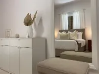 Phaedrus Living: City View Luxury Flat Androcleous Hotels in Tremithoúsa