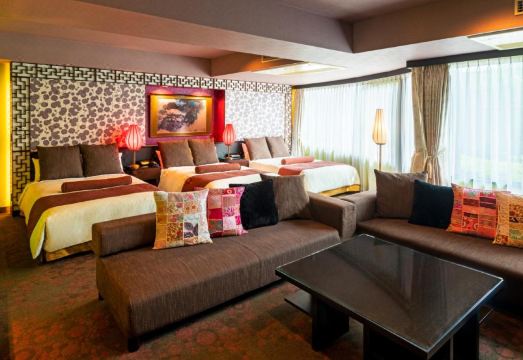 Rose Hotel Yokohama의 고급스러운 객실