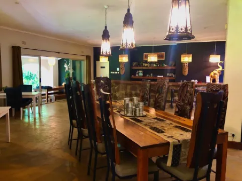 Africa House Malawi Отели рядом с достопримечательностью «Парк Хавила»