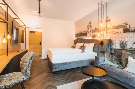 Am Paulusbogen Отели в г. Пассау