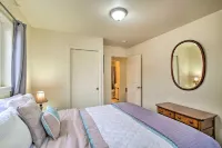 Winchester Bay Apt Near Dunes and State Parks!