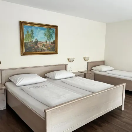 Hotel Fantasie Отели в г. Ансбах