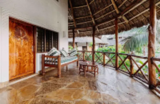 Exploreans Malaika Villas & Beach Club