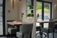 Wolfscastle Country Hotel - صديق للحيوانات الاليفة