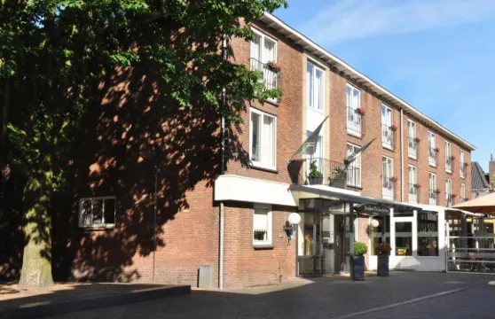 赫拉夫斯哈普城市酒店