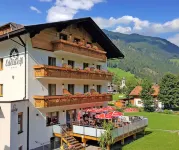 Gasthof Edelweiß -Werner Unterkircher Hotels in der Nähe von Kleiner Wassererlebnis-Rundweg (St. Jakob in Defreggen)
