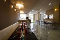 Esatitude Hotel Hotels in Cantaron