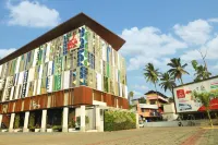 Lalys Residency Hotels in Thrissur