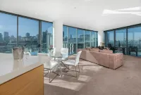 Docklands Private Collection - Newquay Hotels in Docklands