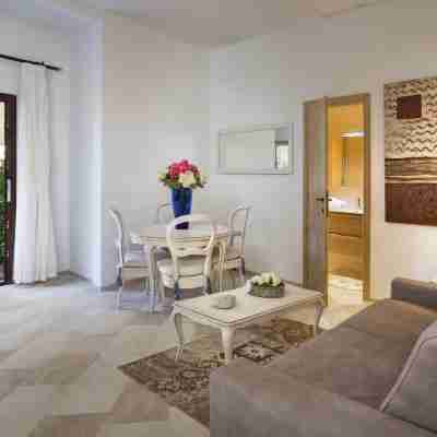 Iconic Luxury Suites Rooms