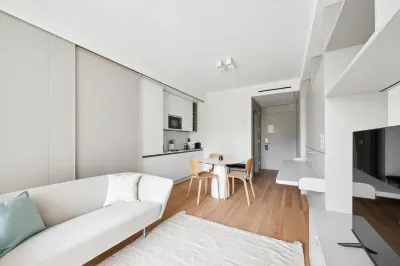 Limehome Milan Via Stresa Hotels near Zara Station