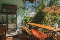 Habitat Surf Glamp Hotels in Cobano District