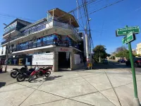 Ica Adventures II Hotéis em 