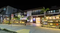 普賴尼亞旅館 Estátua da atriz Flávia Alessandra附近的飯店