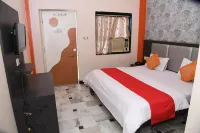 Hotel Durga Near Abu Road Railway Station I Mount Abu - parking
