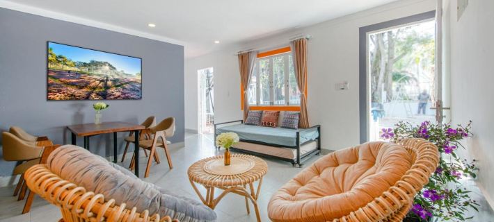 Homestay Vuon Phap BMT Отели в г. Буонметхуот