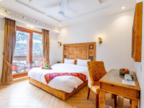 Zen Luxus Hotels in Kalam