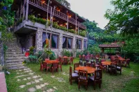 Ba Be Jungle Houses Hotels in 