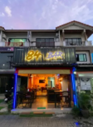 84 Bar & Guesthouse Hotels near شلال كاثو