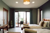 The Scenery Residence