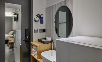 L hostel