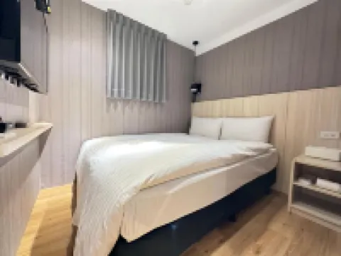 Yoshi Hotel - Tainan Station Branch Hotels in Tainan