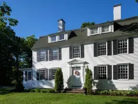 Waldo Emerson Inn Hotels in Kennebunk