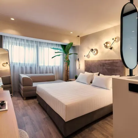 Enorme Epavli Urban Living