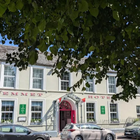 Emmet Hotel