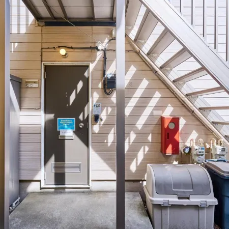 Enoshima Apartment Hotel