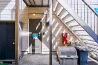 Enoshima Apartment Hotel