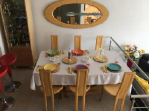 B&B Kelly Hotels in Prilly