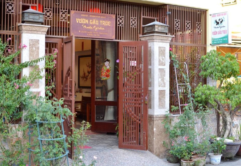 판다 가든 외관 또는 주변 골목 전경