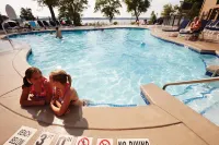 Lake Lawn Resort - piscine