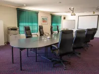 Western Gateway Motel and Apartments Hotels in Emerald