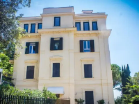 Il Giardino Hotels near Hadrian's Villa