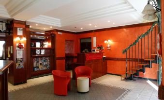Hotel Food & Drink