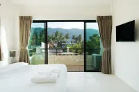 Hill Myna Holiday Park & Cafe