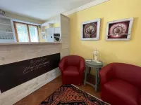 Agriturismo SetteLune Hotels in Canossa