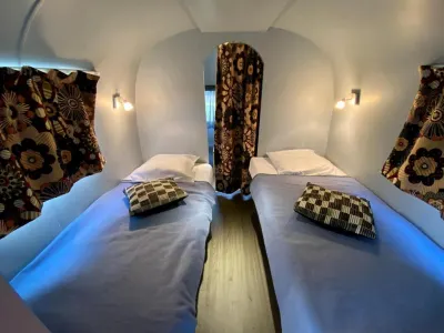 Les Insolites du Domaine de Suzel فنادق في Saint-Didier-de-la-Tour