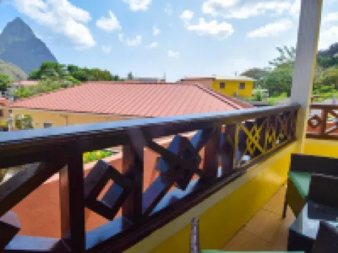 Sea Piton View Apartment- Location, Convenience, Modern Living Hotels in Soufriere